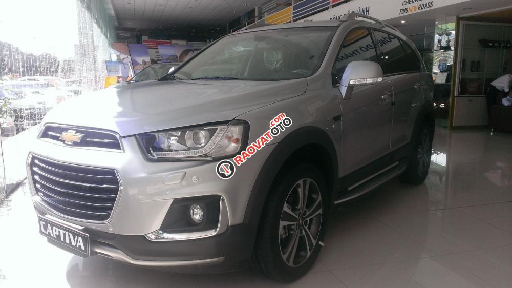 Bán xe Chevrolet Captiva Revv mới, hỗ trợ vay cao, lãi suất tốt, nhiều ưu đãi-0