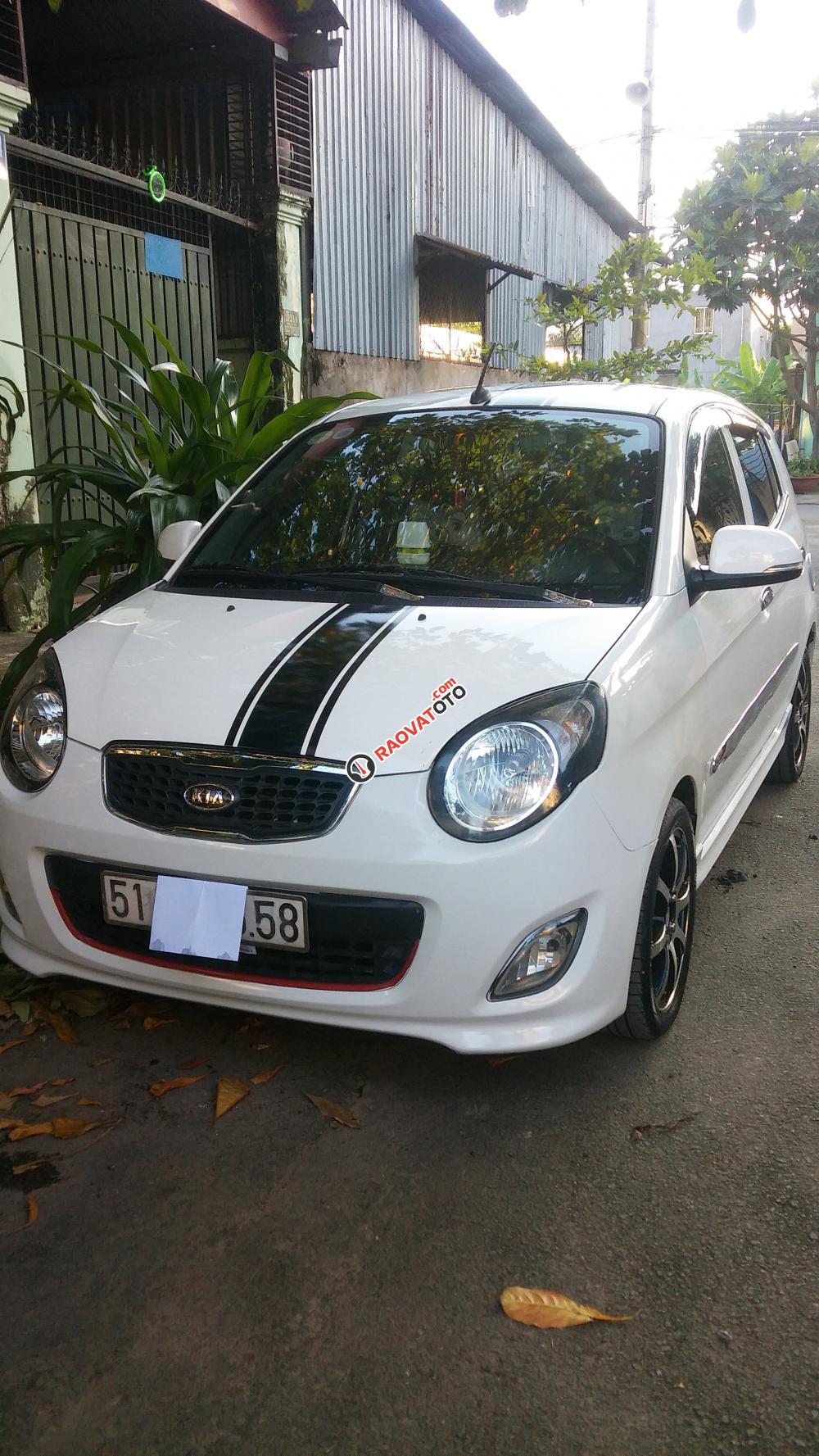 Cần bán xe Kia Morning đời 2011 AT, bản SX full option Sport màu trắng-0