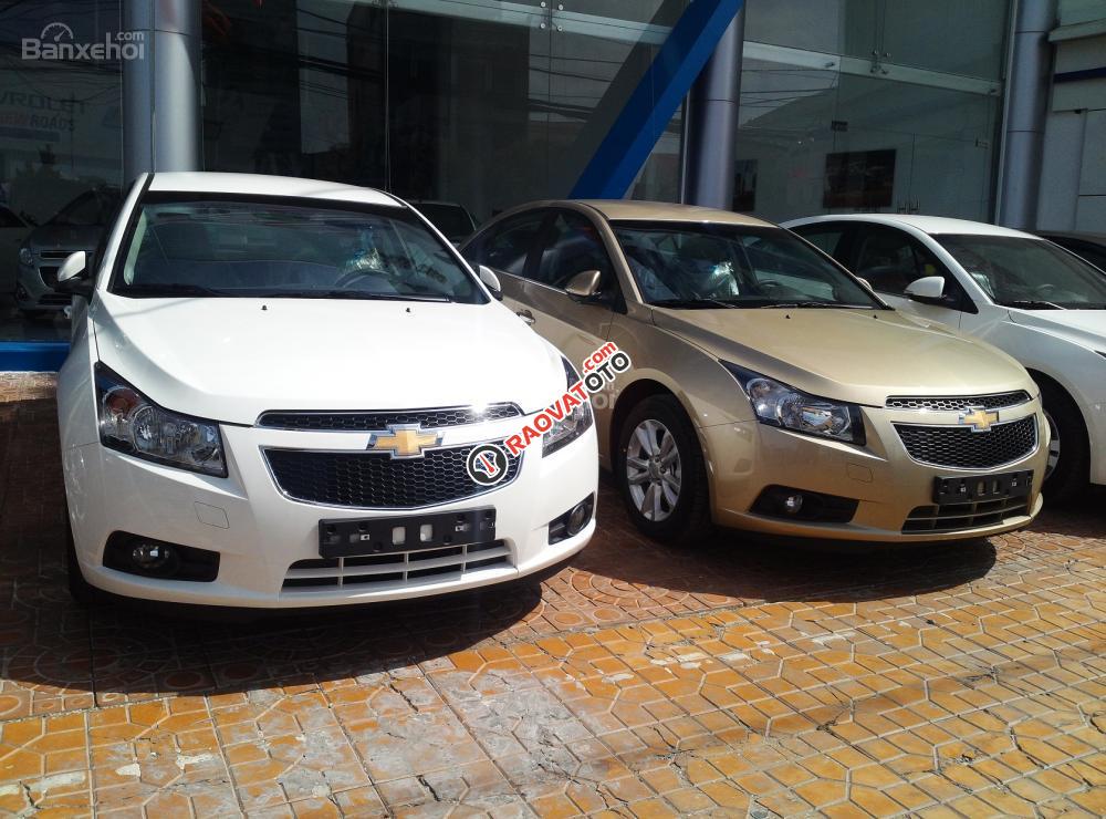 Bán Chevrolet Cruze LTZ 1.8L đời 2017, màu đen giá cạnh tranh, hỗ trợ vay ngân hàng. Gọi Ms. Lam 0939 19 37 18-0