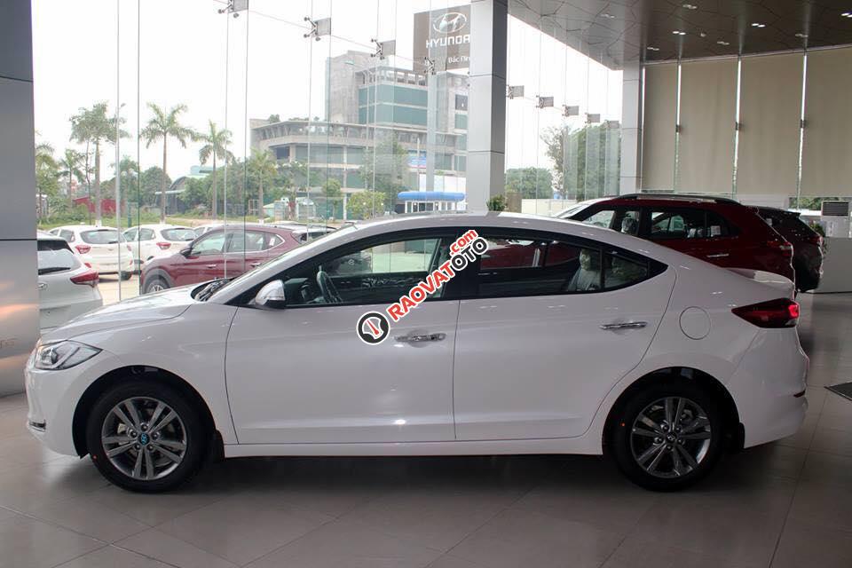 0963304094. Hyundai Tây Hồ: Bán Hyundai Elantra 2018, giá chỉ từ 550tr, đủ bản MT-AT, đủ màu, hỗ trợ trả góp ngân hàng-3