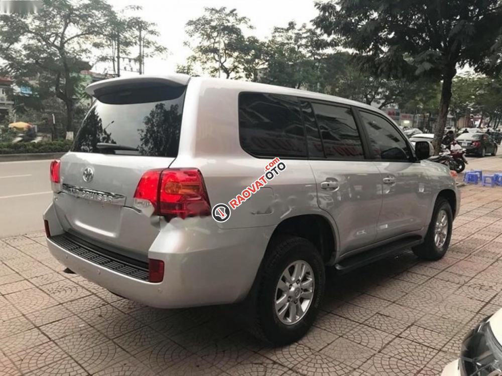 Bán xe Toyota Land Cruiser VX 4.6 V8 năm 2015, màu bạc, nhập khẩu Nhật Bản như mới-4