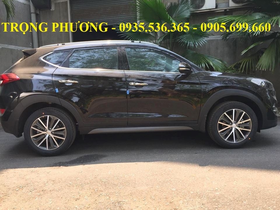 Bán Hyundai Tucson đời 2016, màu đen, xe nhập, 890tr-11