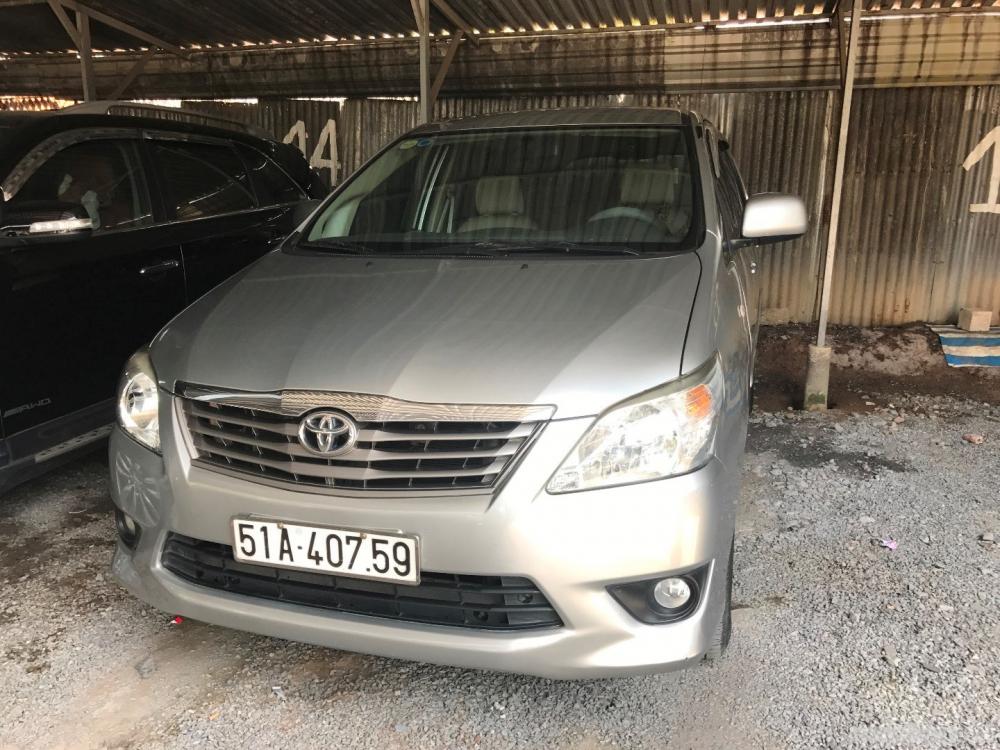 Bán xe Toyota Innova đời 2012, màu bạc, nhập khẩu  -0