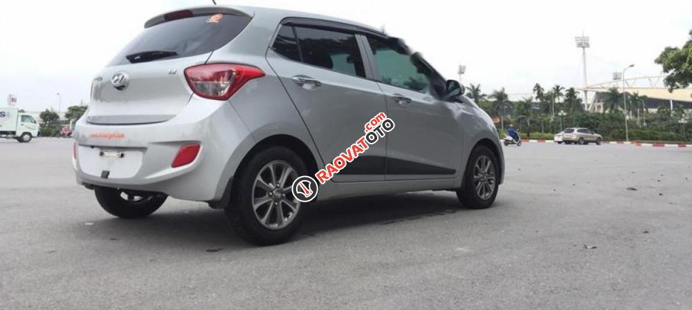 Bán Hyundai Grand i10 1.2 AT đời 2015, màu bạc, nhập khẩu  -5