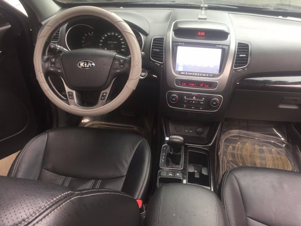 Chính chủ bán Kia Sorento đời 2015, màu đen, nhập khẩu-9