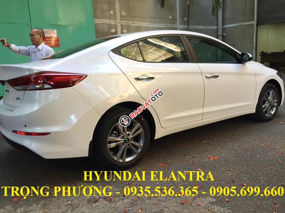 Bán Hyundai Elantra đời 2018 Đà Nẵng, chỉ cần 185 triệu nhận xe ngay-9