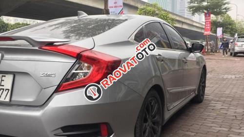 Bán xe Honda Civic 1.5 AT sản xuất 2017, màu bạc, nhập khẩu nguyên chiếc-2