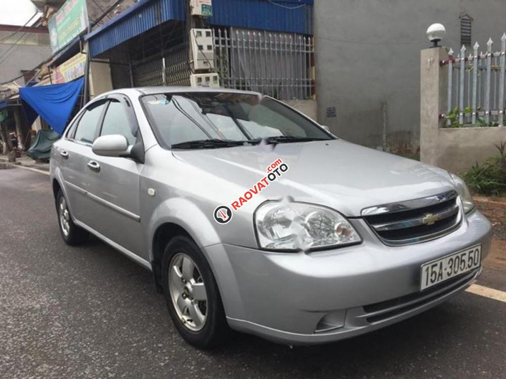 Cần bán lại xe Chevrolet Lacetti 1.6 năm 2012, màu bạc chính chủ, giá 252tr-1