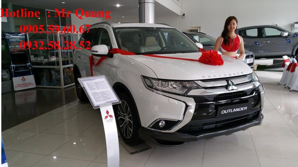 Bán Mitsubishi Outlander đời 2017, màu trắng, nhập khẩu-2