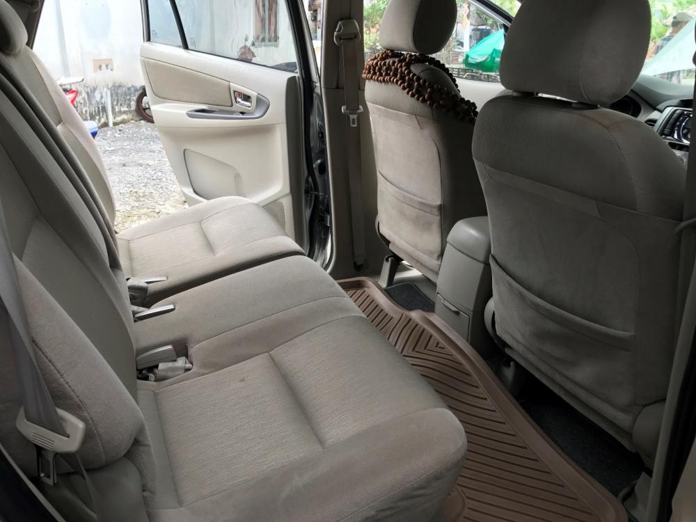 Bán xe Toyota Innova đời 2012, màu bạc, nhập khẩu  -6