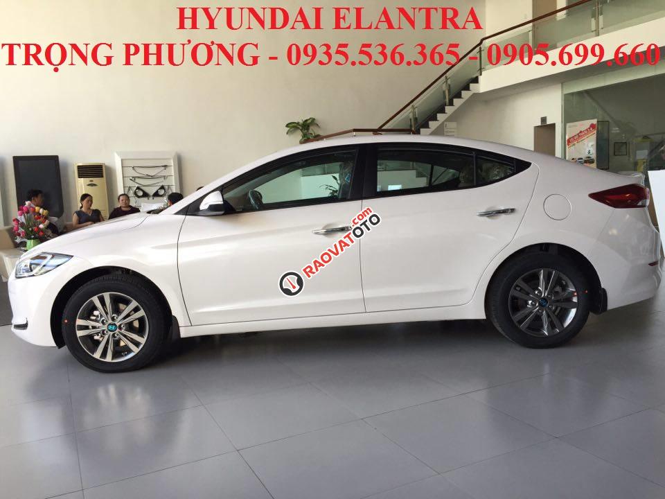 Bán Hyundai Elantra đời 2018 Đà Nẵng, chỉ cần 185 triệu nhận xe ngay-1