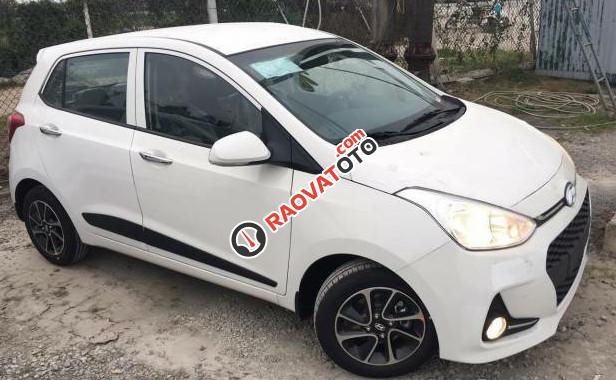 Bán ô tô Hyundai Grand i10 full model 2018, xe sẵn giao ngay, hỗ trợ vay ngân hàng, Uber & Grab - LH: 0904 806 785-1