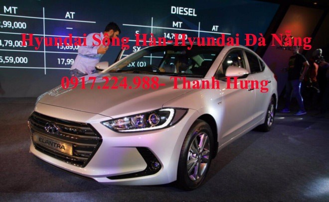 Bán Hyundai Elantra đời 2017, màu đỏ, nhập khẩu nguyên chiếc-4