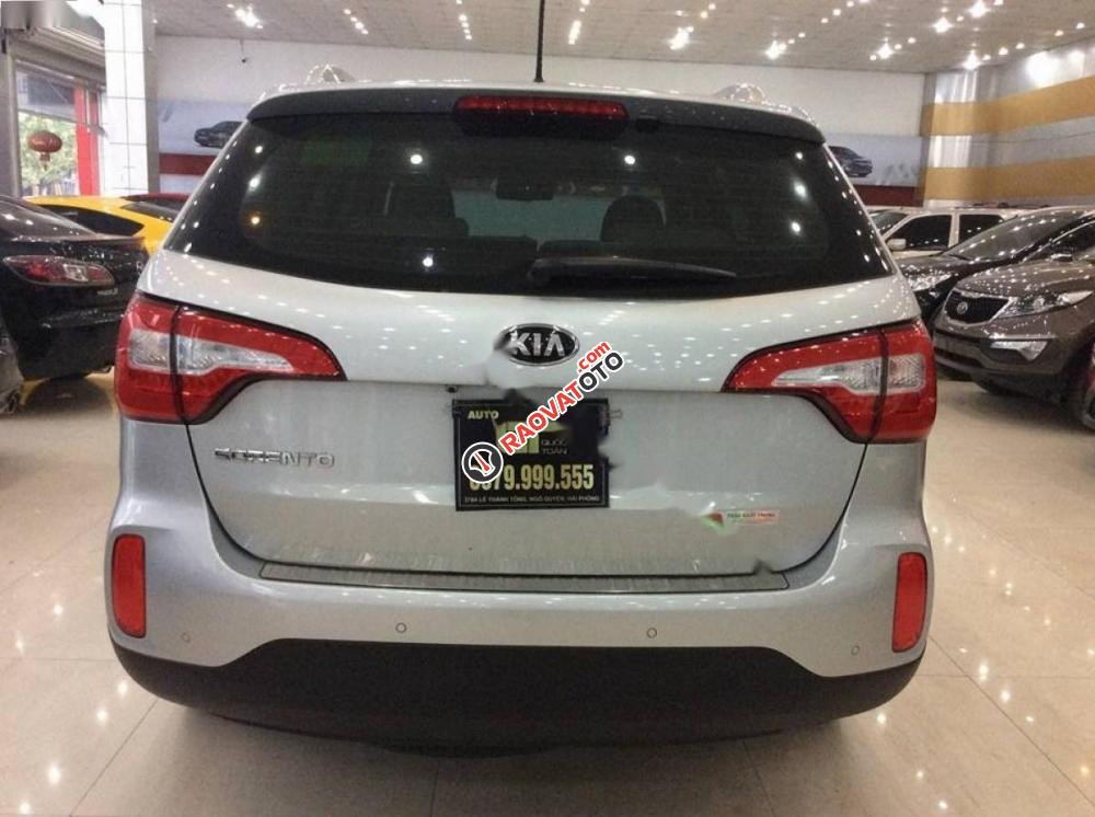 Bán Kia Sorento 2.4 đời 2017, màu bạc số tự động-7