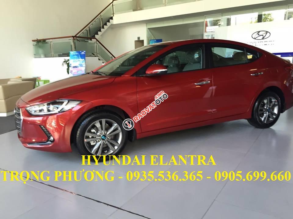 Bán Hyundai Elantra Đà Nẵng, bán xe Elantra Đà Nẵng, giá xe Elantra 2018 Đà Nẵng, LH: Trọng Phương - 0935.536.365-3