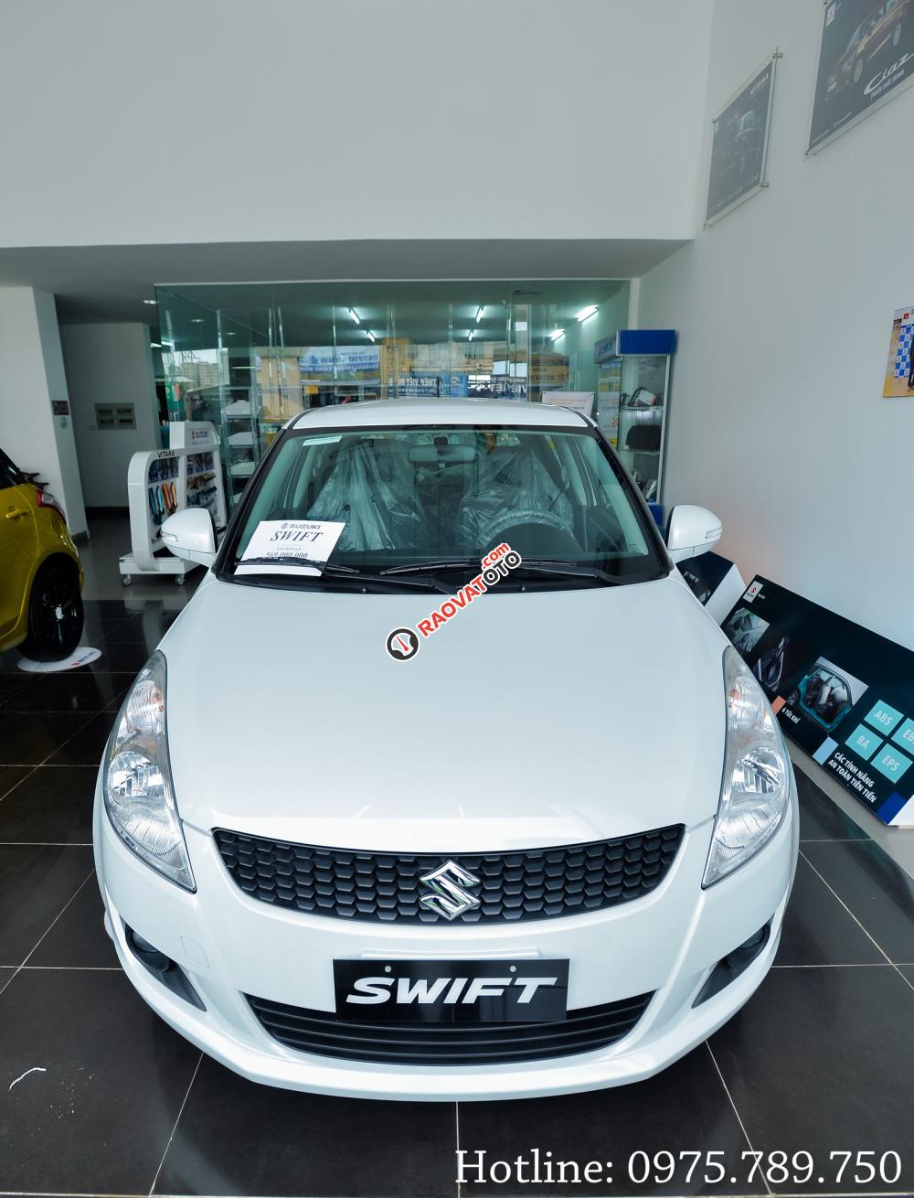 Đại lý Suzuki Việt Anh bán xe Suzuki Swift đời 2018, màu trắng giá tốt kèm nhiều khuyến mãi-3