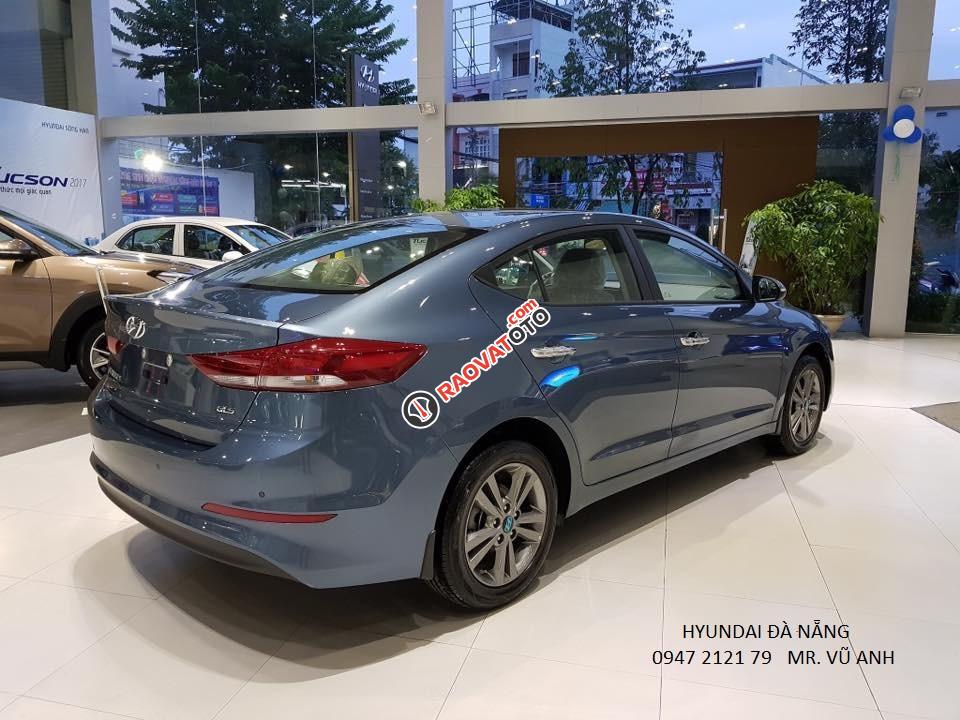Xe Hyundai Elantra 2018 màu xanh - Đà Nẵng, giảm giá 80 triệu, chỉ còn 549 triệu, Lh: 0941 295 79-0