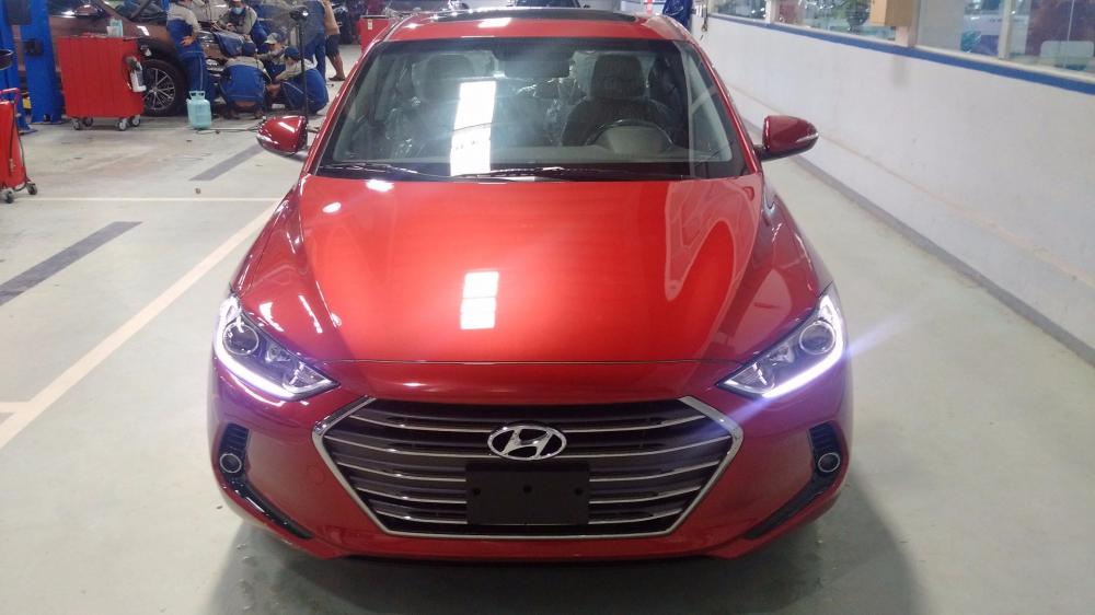 Bán Hyundai Elantra 1.6MT năm 2017, màu đỏ, xe nhập-1