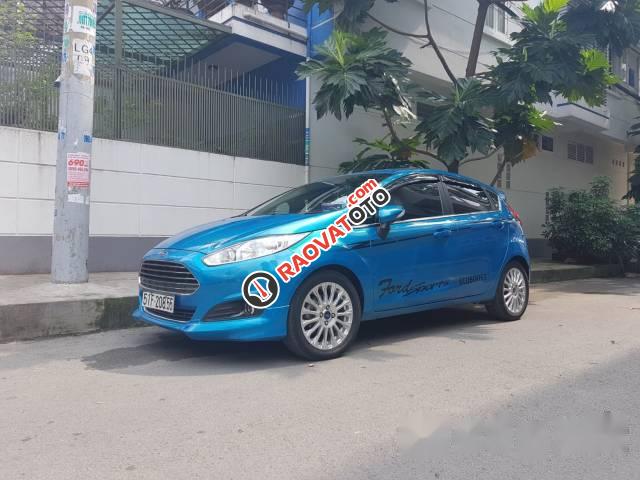 Cần bán xe Ford Fiesta đời 2015, màu xanh lam, giá chỉ 490 triệu-1