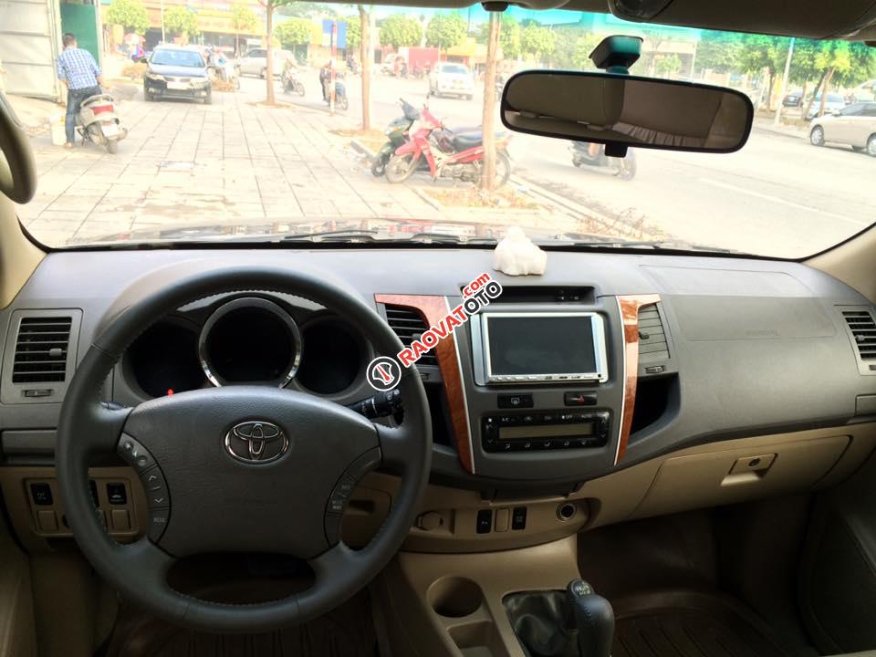 Xe Toyota Fortuner 2.7V 4x4 AT 2010, màu ghi xám-9