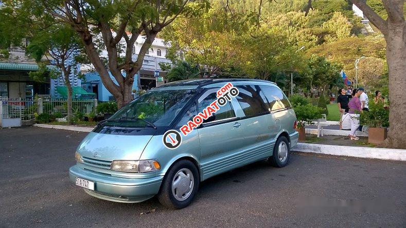 Bán Toyota Previa đời 1994 chính chủ, giá tốt-0