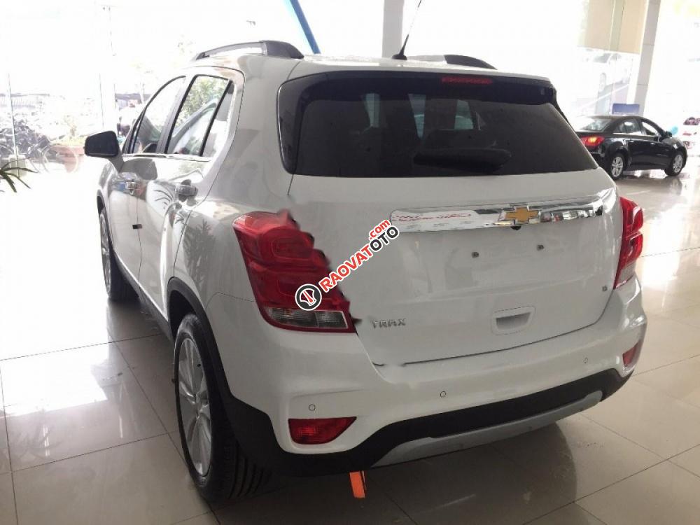 Bán xe Chevrolet Trax 1.4 LT đời 2017, màu trắng, nhập khẩu nguyên chiếc-4