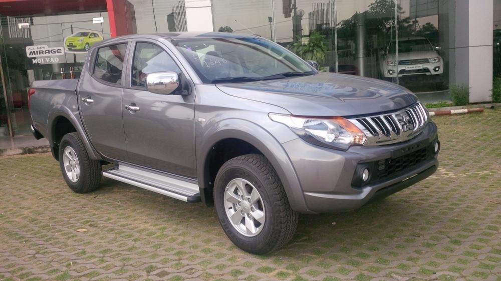 Bán Mitsubishi Triton 4x2 MT đời 2017, màu nâu, nhập khẩu-4