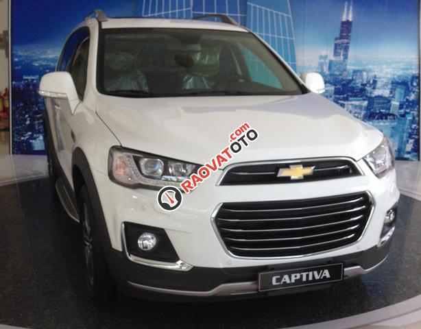 Bán Chevrolet Captiva Revv 2017, hỗ trợ vay 100%, có xe giao ngay - Gọi Ms. Lam 0939 19 37 18-0