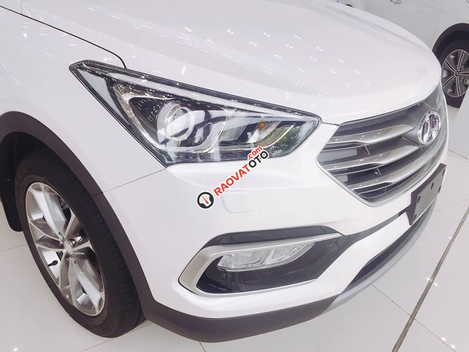 [Hyundai Huế] Cần bán Hyundai Santa Fe đời 2018, xăng, tiêu chuẩn, chính hãng, khuyến mãi khủng - LH: 0903545725-2