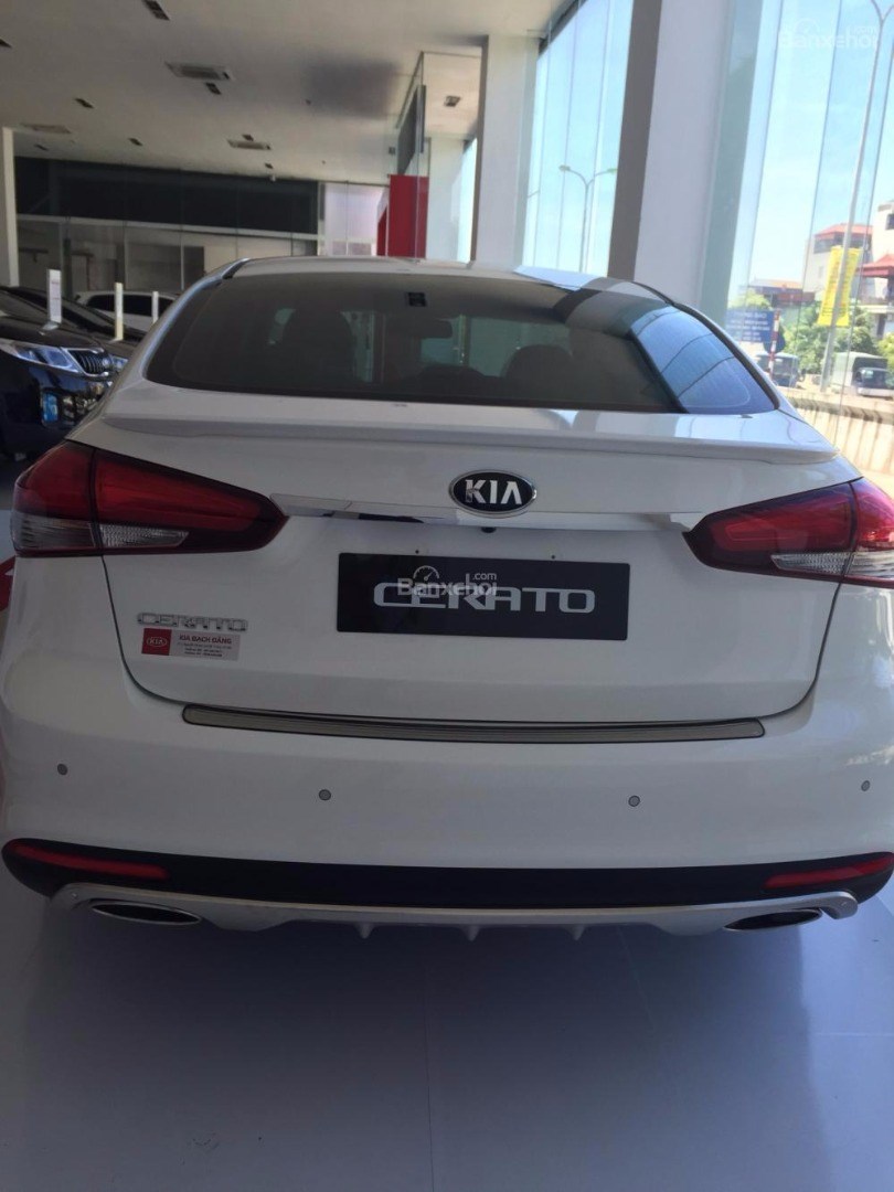 Bán xe Kia Cerato đời 2017, màu trắng, nhập khẩu  -3