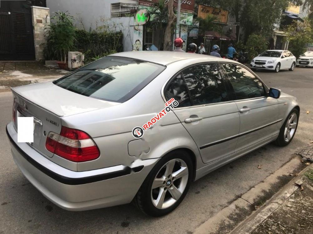 Bán BMW 3 Series 325i sản xuất 2005, màu bạc-3