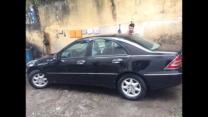 Bán Mercedes C200 năm 2000, màu đen, xe nhập-1