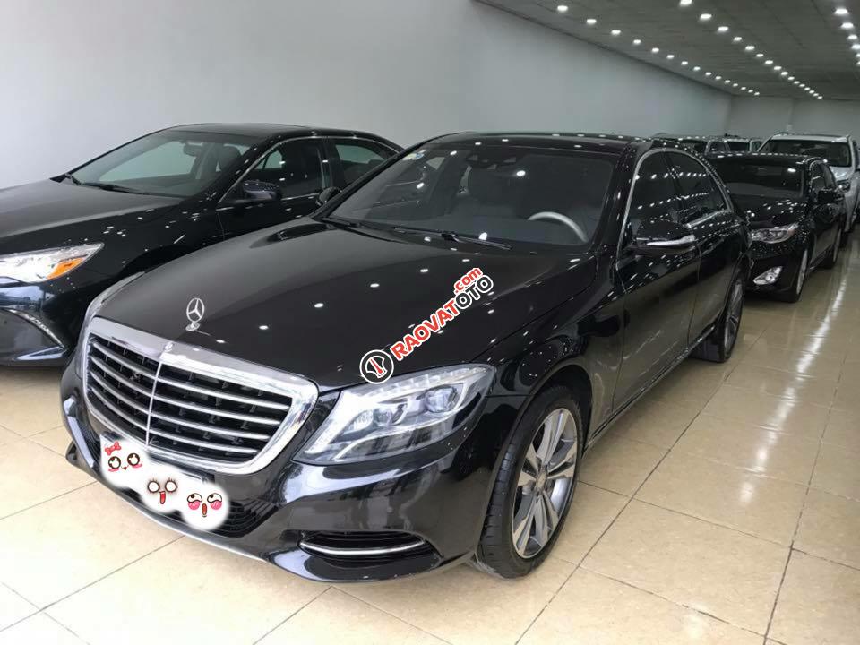 Bán Mercedes Benz S500 sản xuất và đăng ký cuối 2015 màu đen, xe siêu đẹp, 1 chủ từ đầu-2