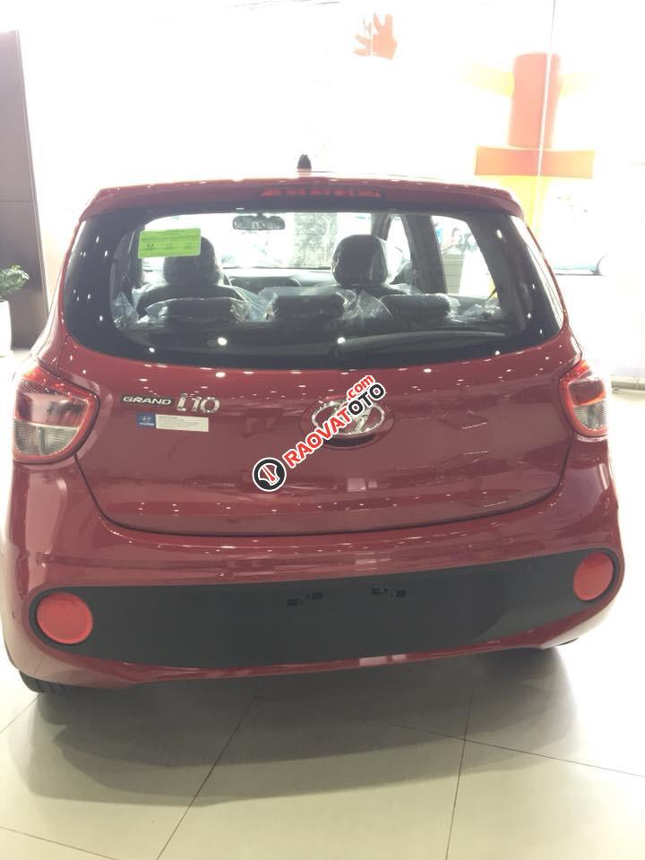 Bán Hyundai Grand i10 1.0 MT. Hỗ trợ vay 85% giá trị xe, hotline đặt xe: 0948.94.55.99 - 0935.90.41.41-4