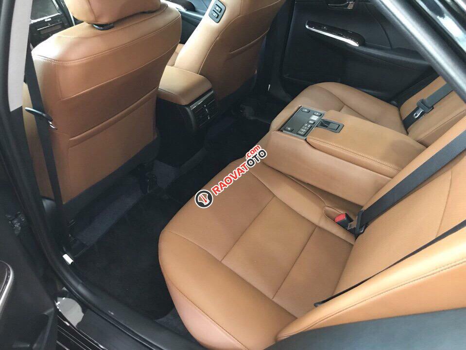 Bán xe Toyota Camry 2.5Q model 2018, màu đen, giao ngay-5