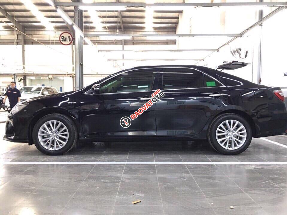 Bán Toyota Camry 2.0E Facelift 2018 giá cạnh tranh, đủ màu, giao ngay, LH: 0948057222-3