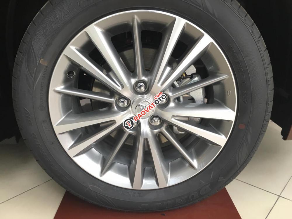 Bán Toyota Corolla Altis 1.8G MT năm 2018, màu đen, số sàn mạnh mẽ tinh tế-2