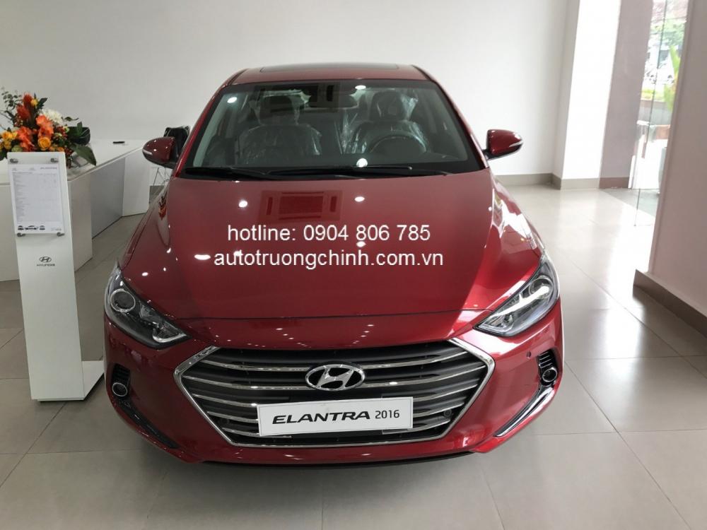 Bán ô tô Hyundai Elantra đời 2017, màu đỏ, nhập khẩu chính hãng-1