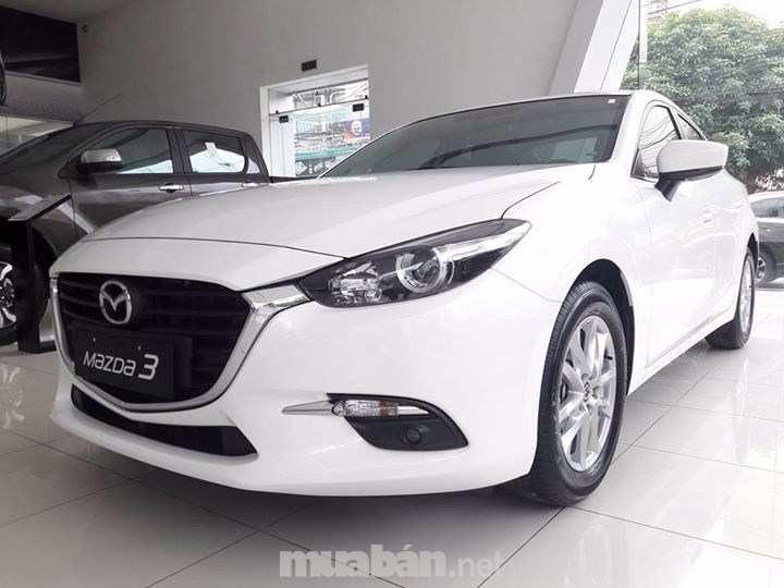 Bán xe Mazda 3 đời 2017, màu trắng, xe nhập-0