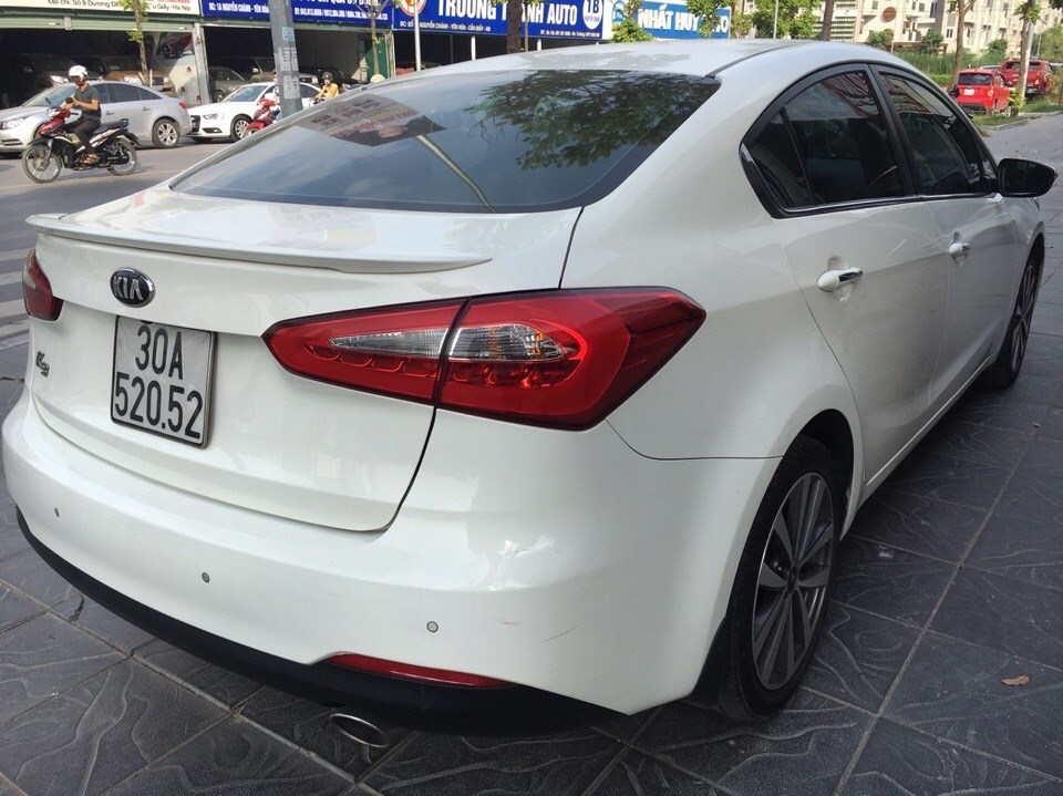 Bán xe Kia K3 1.6AT 2015, màu trắng, nhập khẩu, giá chỉ 575 triệu-4