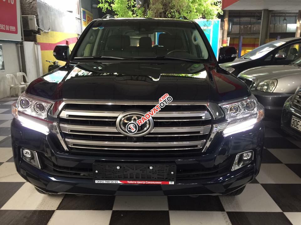 Bán ô tô Toyota Land Cruiser VXR 4.5 V8 AT đời 2017, màu xanh lam, nhập khẩu nguyên chiếc-0