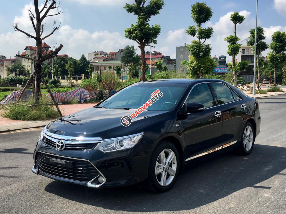 Tiết kiệm 200 triệu khi mua Camry lướt 99%-0