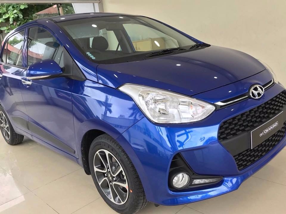 Bán Hyundai Grand i10 đời 2017, màu đỏ, nhập khẩu  -8