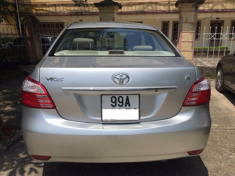 Bán ô tô Toyota Vios đời 2012, màu bạc, nhập khẩu chính hãng, số sàn-2