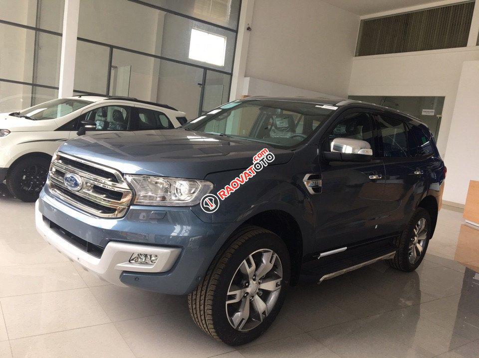 Bán xe Ford Everest, số tự động (xe cao cấp). Giá xe chưa giảm, Hotline báo giá xe rẻ nhất: 097.140.7753-2