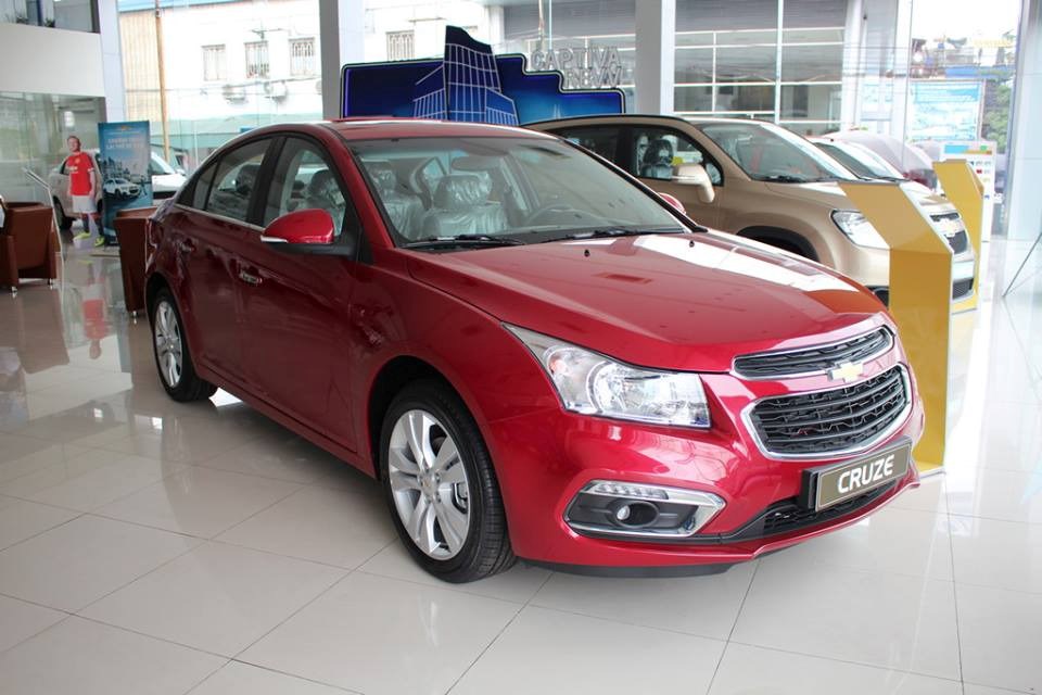 Bán xe Chevrolet Cruze đời 2017, màu đỏ, nhập khẩu-2