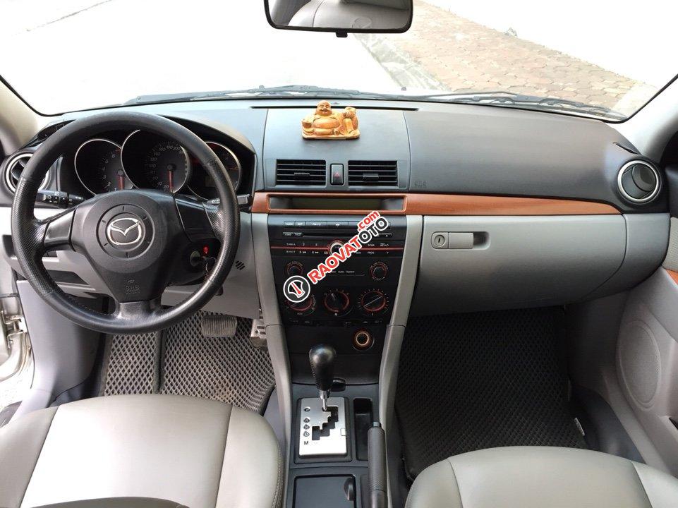 Cần bán Mazda 3 1.5 AT đời 2005, màu bạc, xe đẹp suất sắc-3