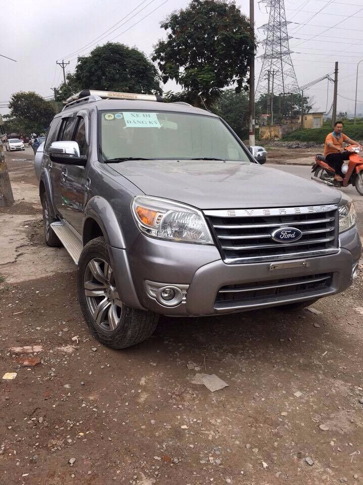 Bán xe Ford Everest đời 2011, màu xám, nhập khẩu  -0