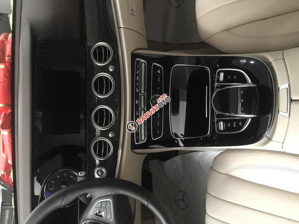 Bán Mercedes Benz E250 2016, màu đen-9