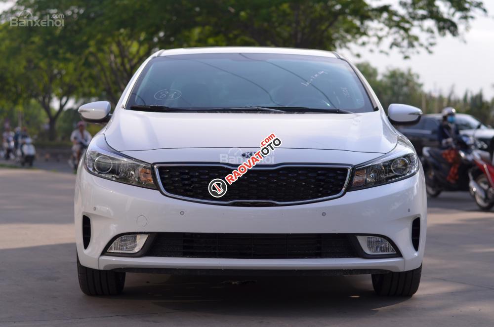 Kia Cerato 1.6 AT 2017 giá tốt nhất miền Nam. Hotline 0909868944 Kia Phú Mỹ Hưng-3